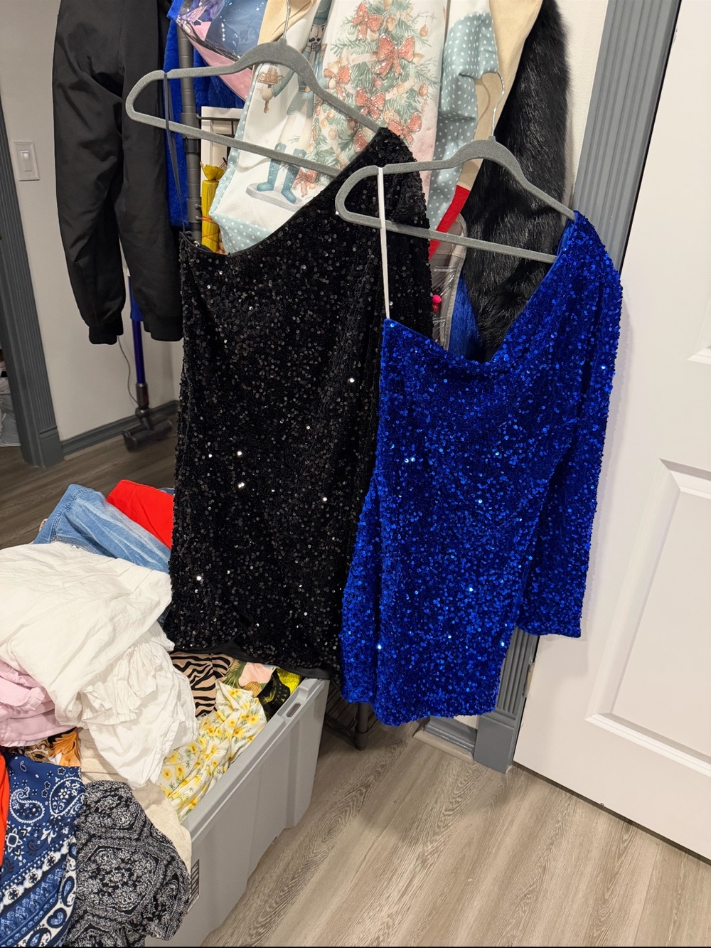 Sequin One-Shoulder Mini Dress - Black / Blue
